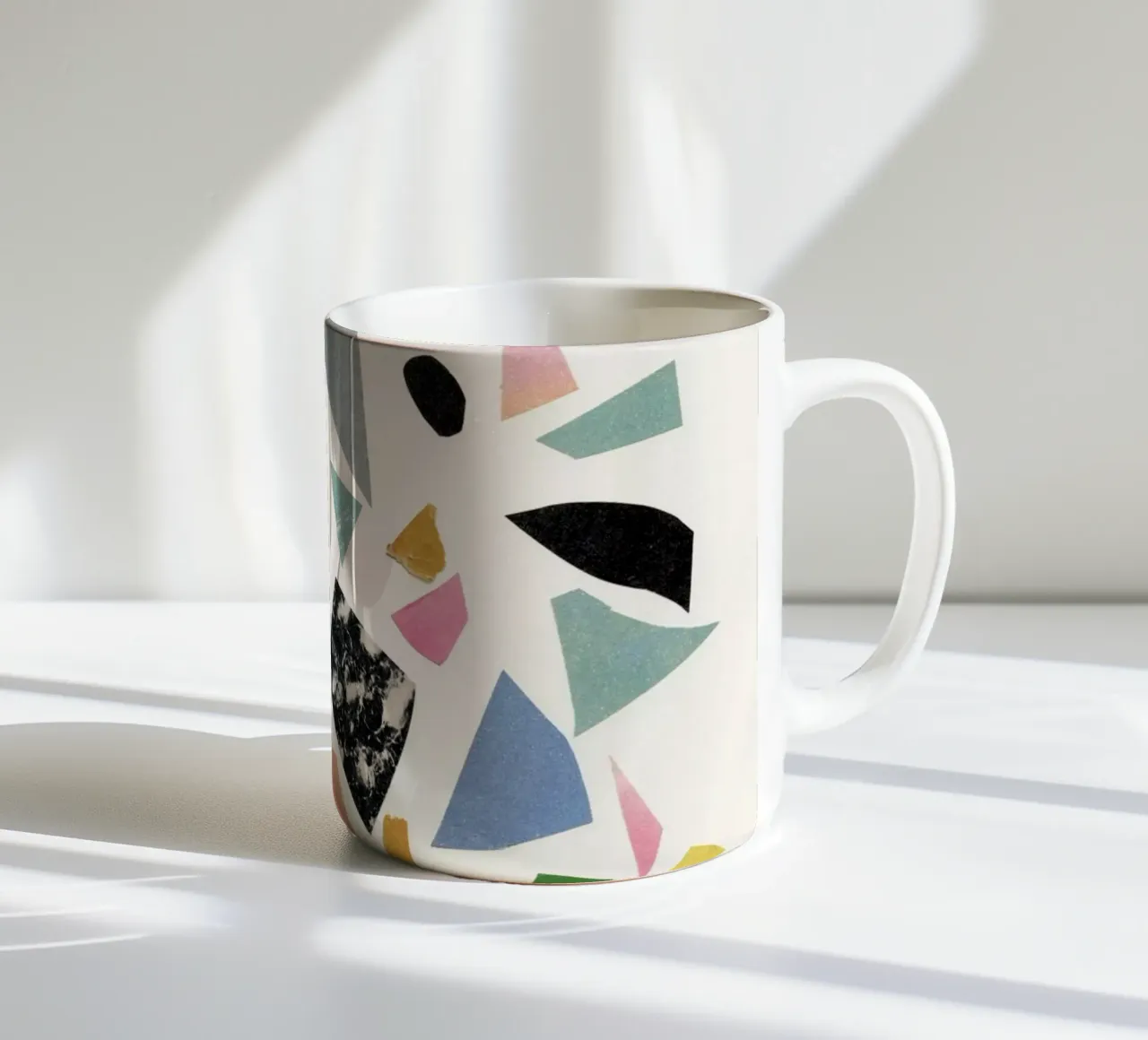White Terrazzo tazza in ceramica da Cassia Beck Collage