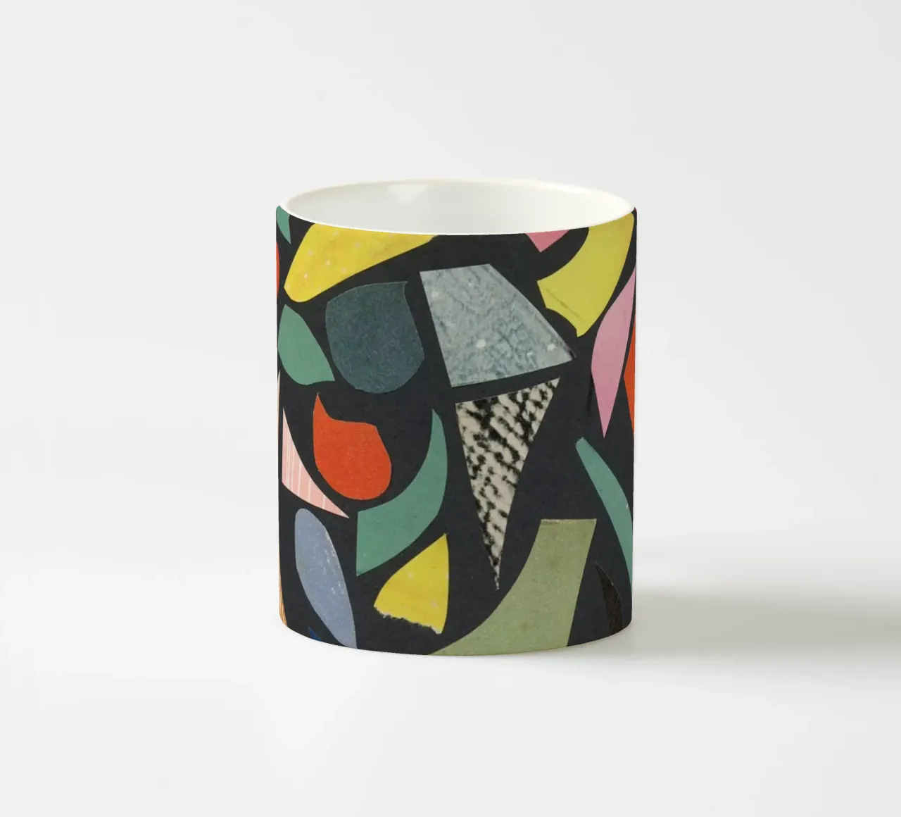 Black Terrazzo tazza in ceramica da Cassia Beck Collage