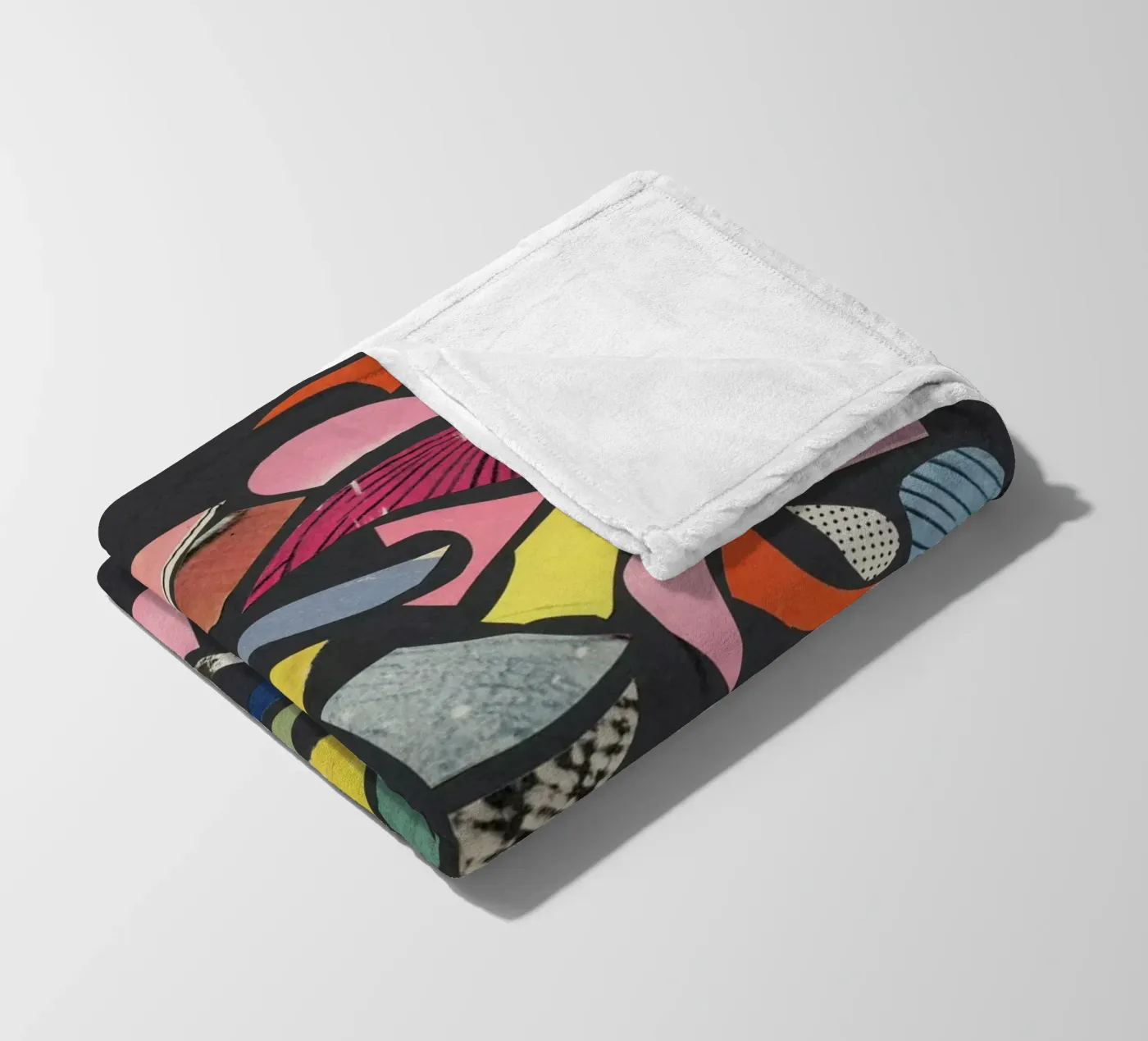 Schwarzer Terrazzo Fleecedecke von Cassia Beck Collage