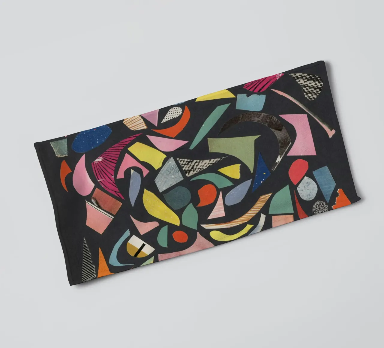 Black Terrazzo asciugamano da bagno da Cassia Beck Collage