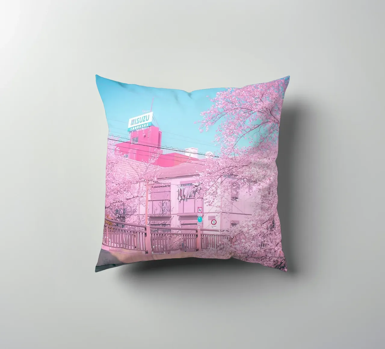 Spring in Tokyo cuscino da Samuel Leonardo