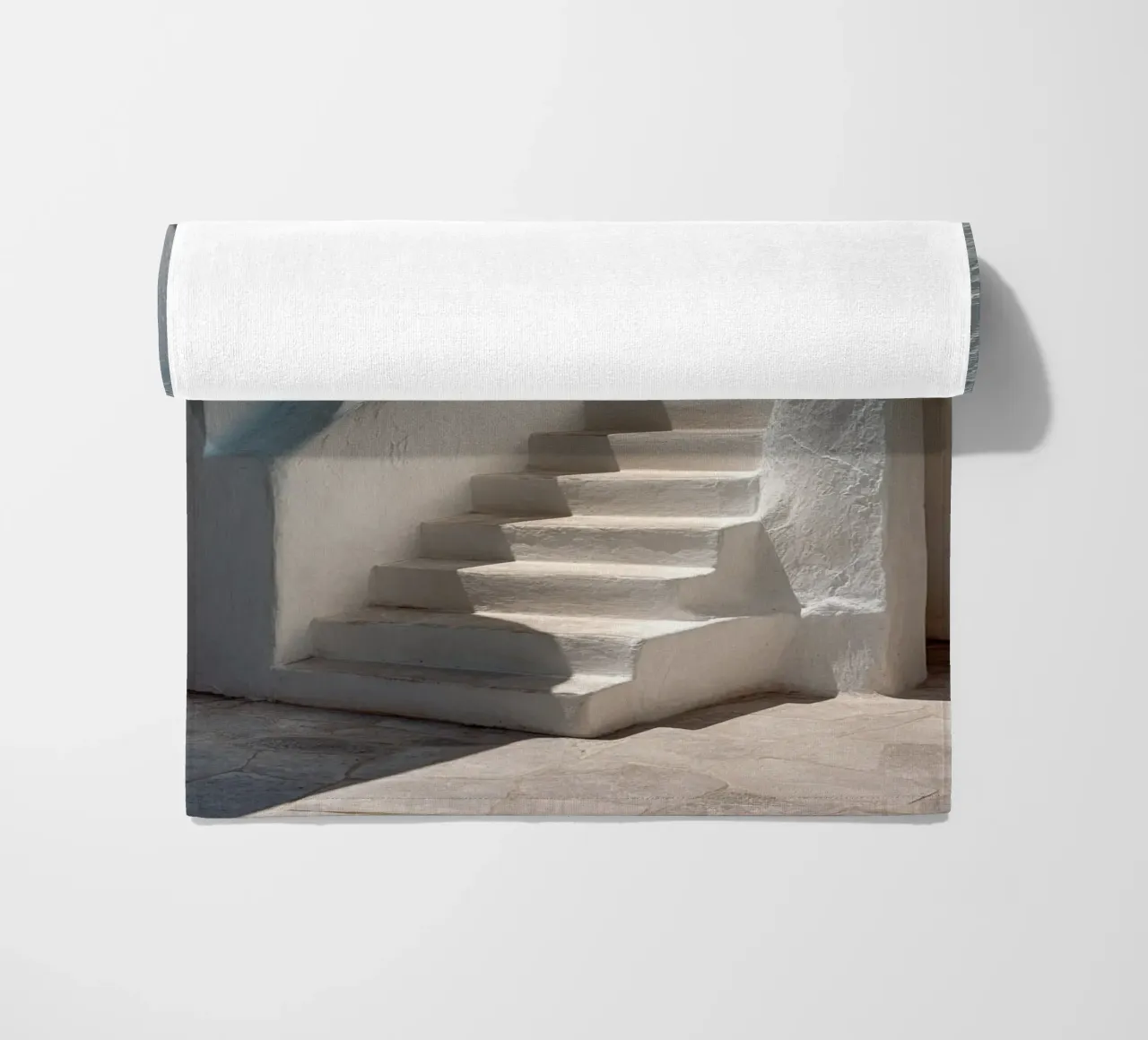 Scala mediterranea intagliata telo mare da Affiches Minimalistes