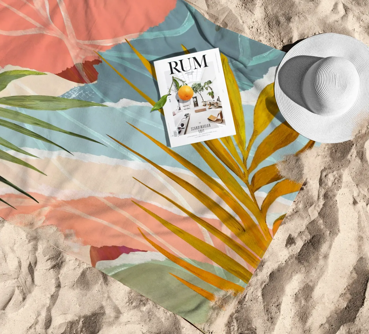 Palm Leaf Abstract Art Print telo mare da Violets Print House