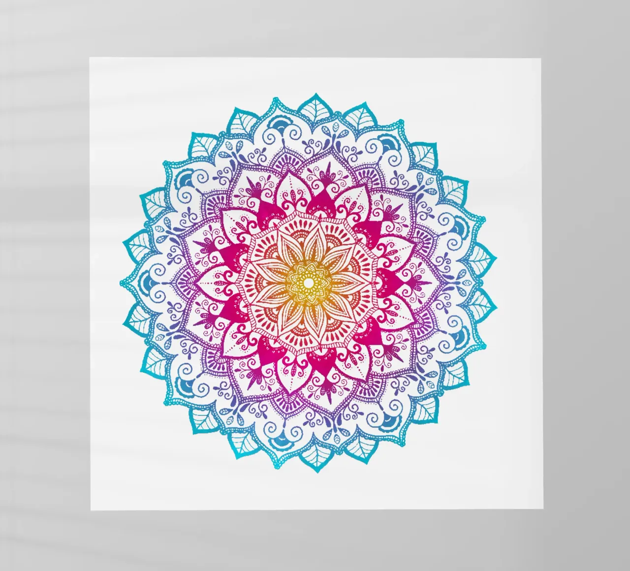 Mandala con i colori dell'arcobaleno pellicola backlit da CalliLetters