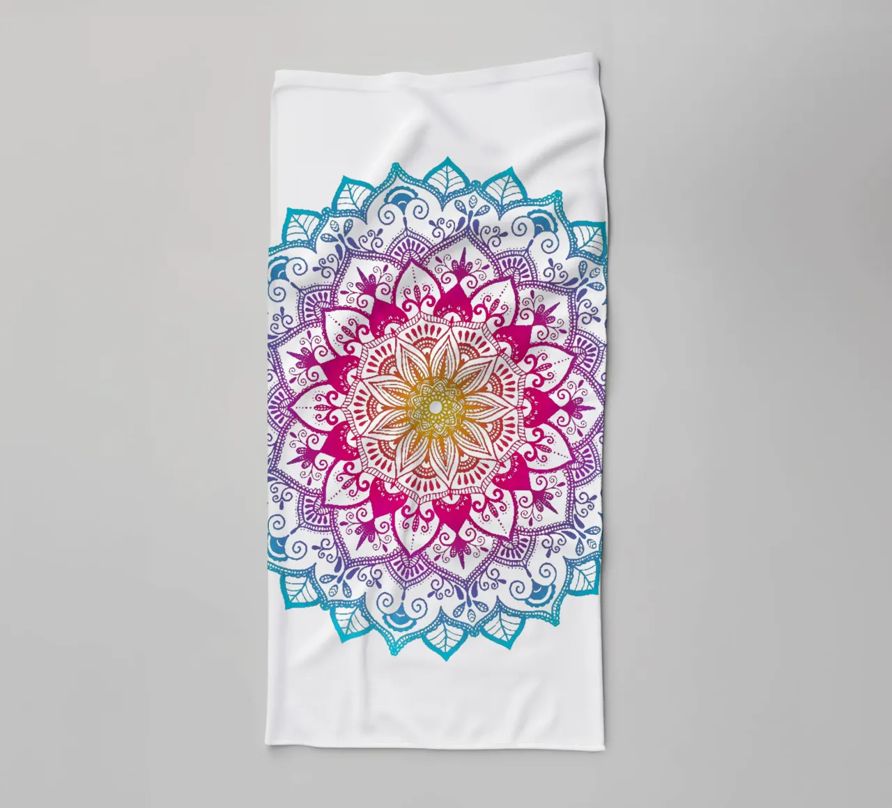 Mandala con i colori dell'arcobaleno asciugamano da bagno da CalliLetters