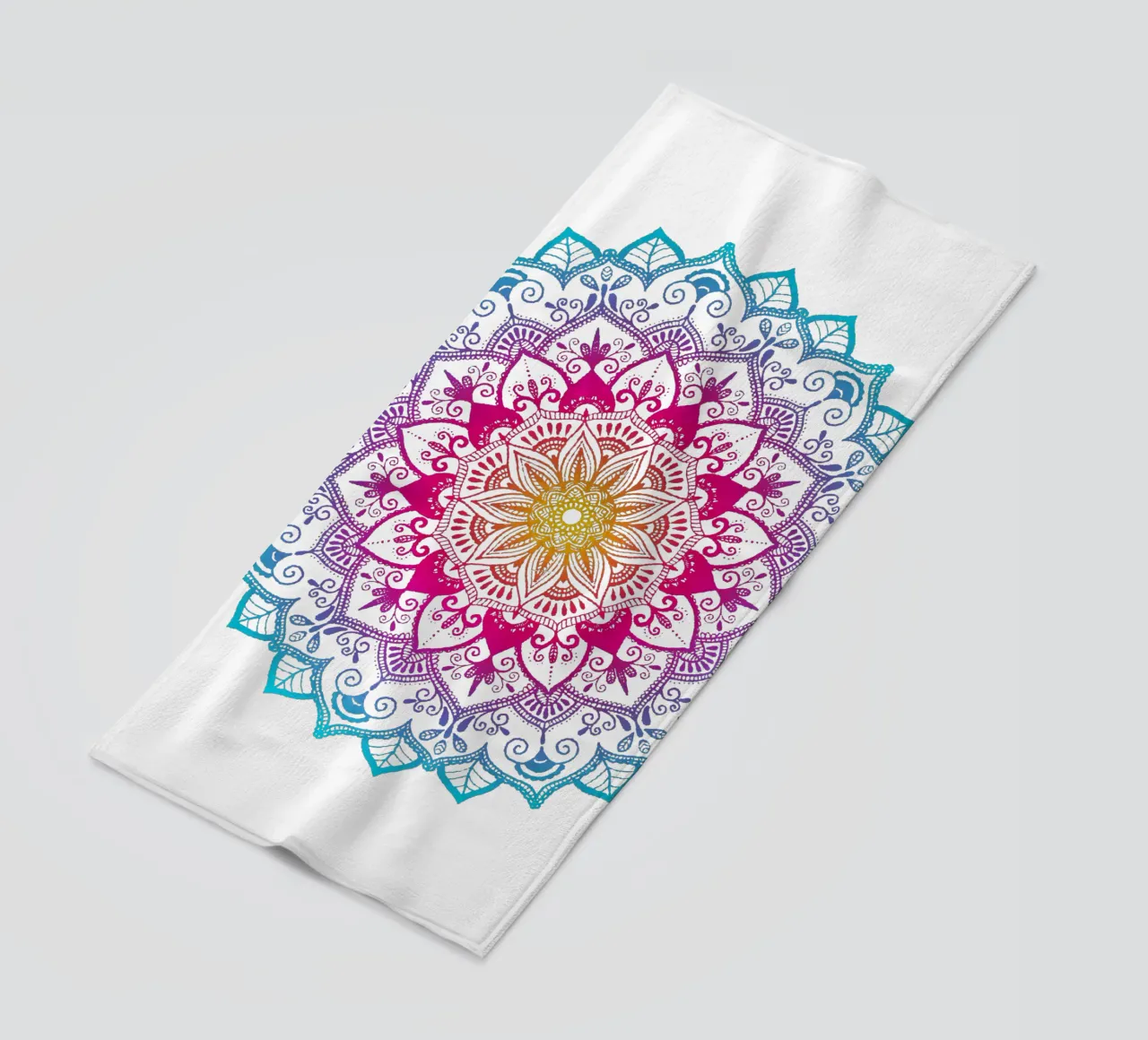 Mandala con i colori dell'arcobaleno telo mare da CalliLetters