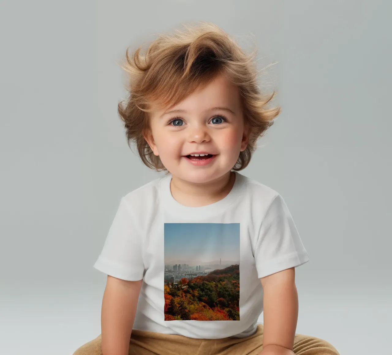 Skyline autunnale di Seul, Corea del Sud maglietta neonato da mbgraphx2