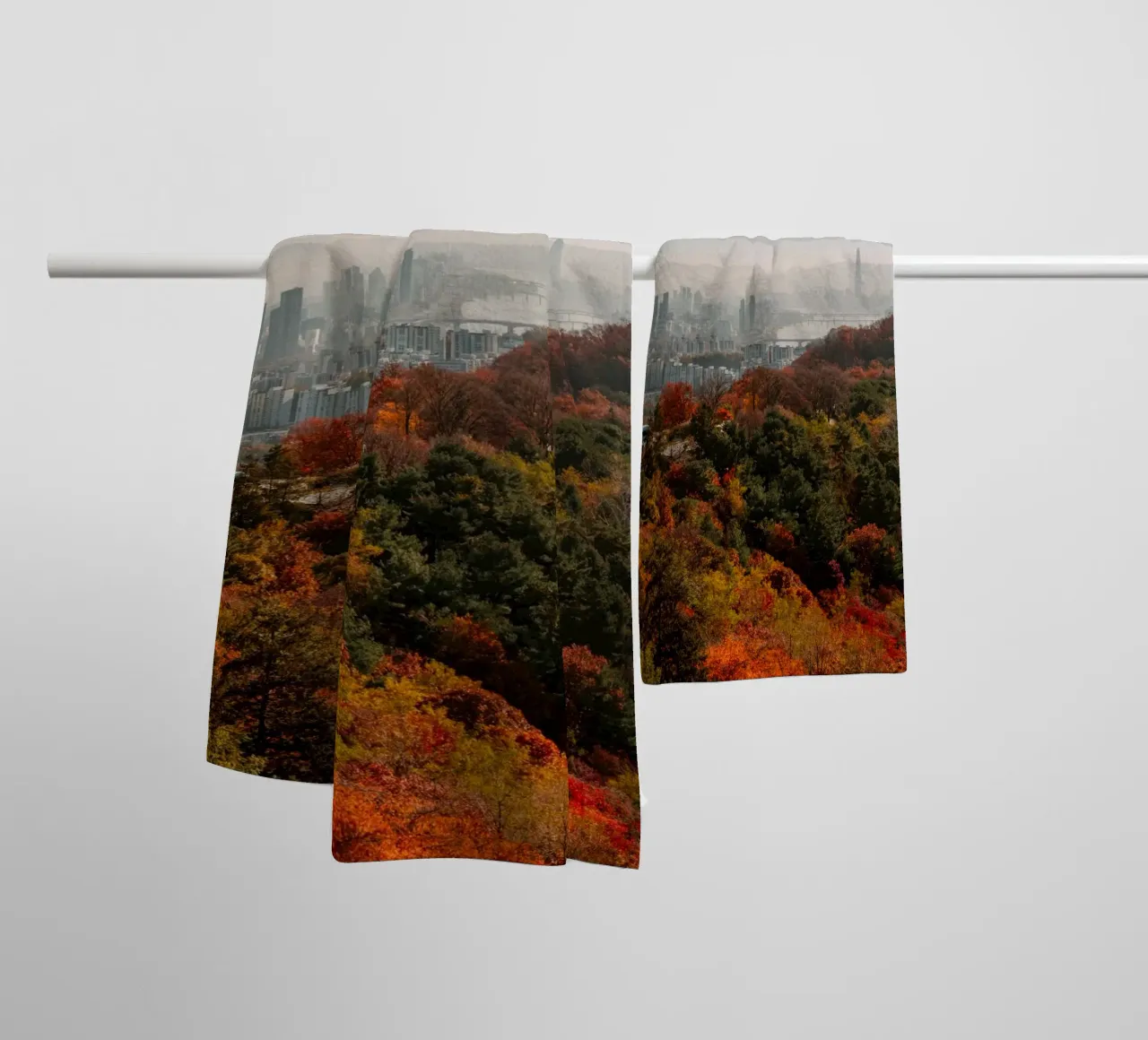 Skyline autunnale di Seul, Corea del Sud asciugamano da bagno da mbgraphx2