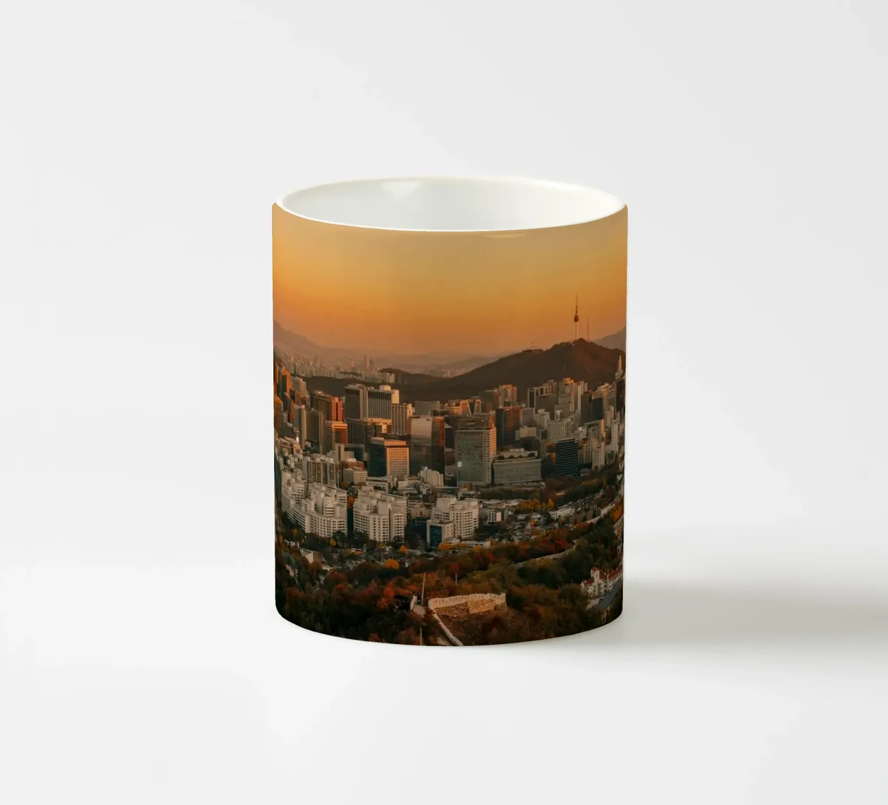 Tramonto a Seul, Corea del Sud tazza in ceramica da mbgraphx2