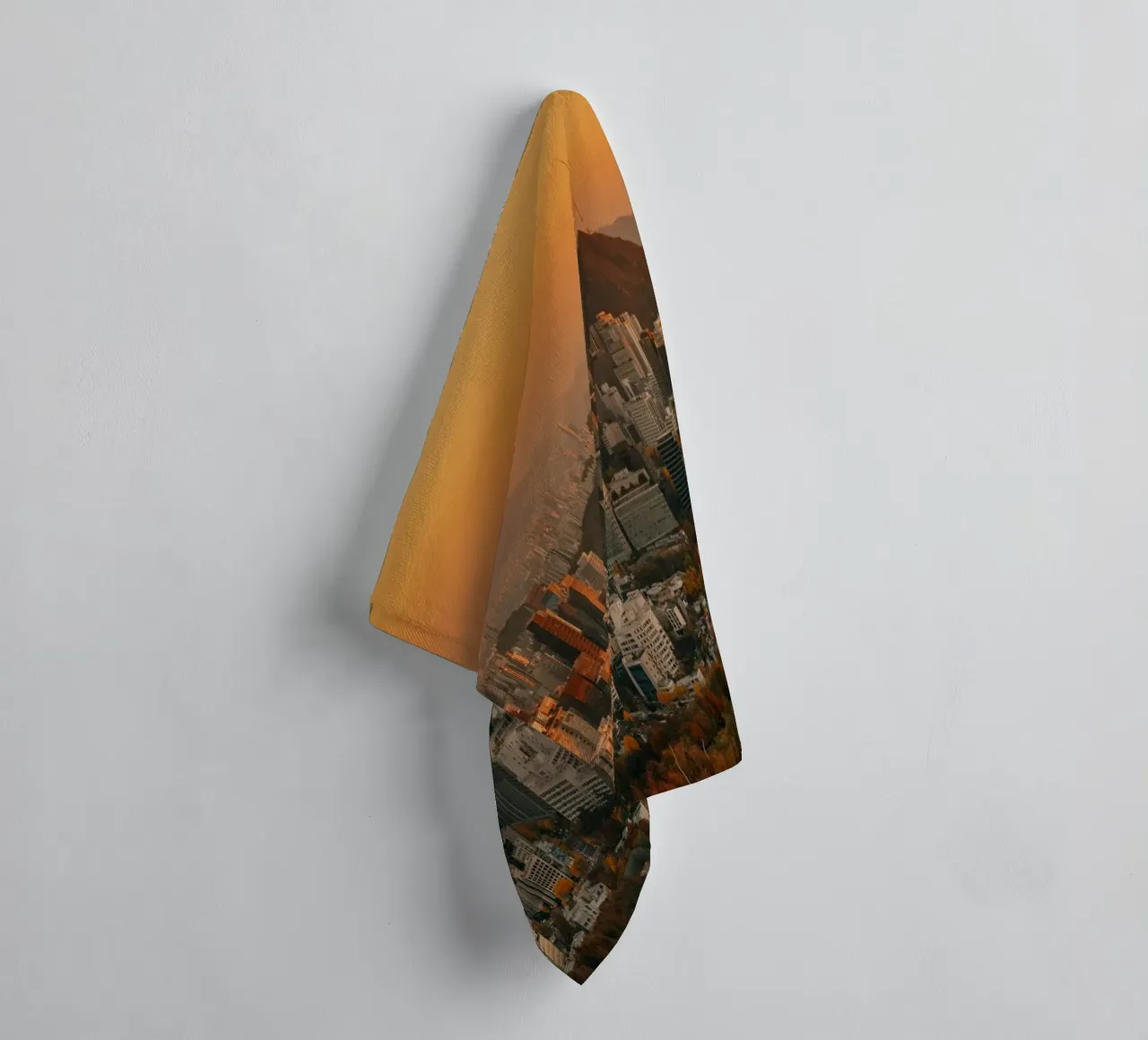 Tramonto a Seul, Corea del Sud asciugamano da bagno da mbgraphx2