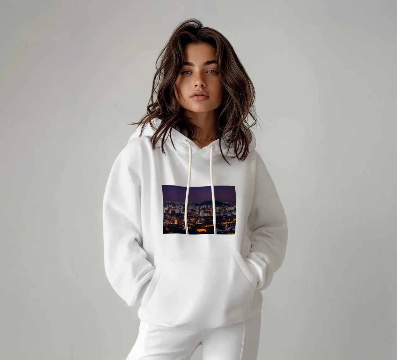 Skyline notturno della città di Seul, Corea del Sud felpa con cappuccio da mbgraphx2