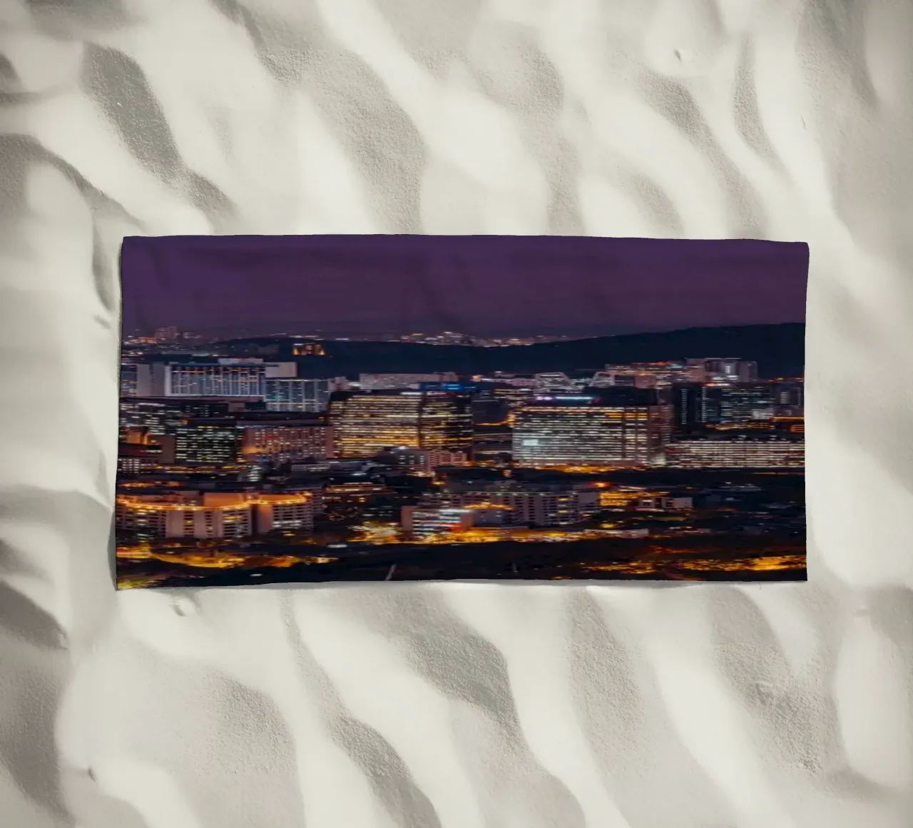 Skyline notturno della città di Seul, Corea del Sud telo mare da mbgraphx2