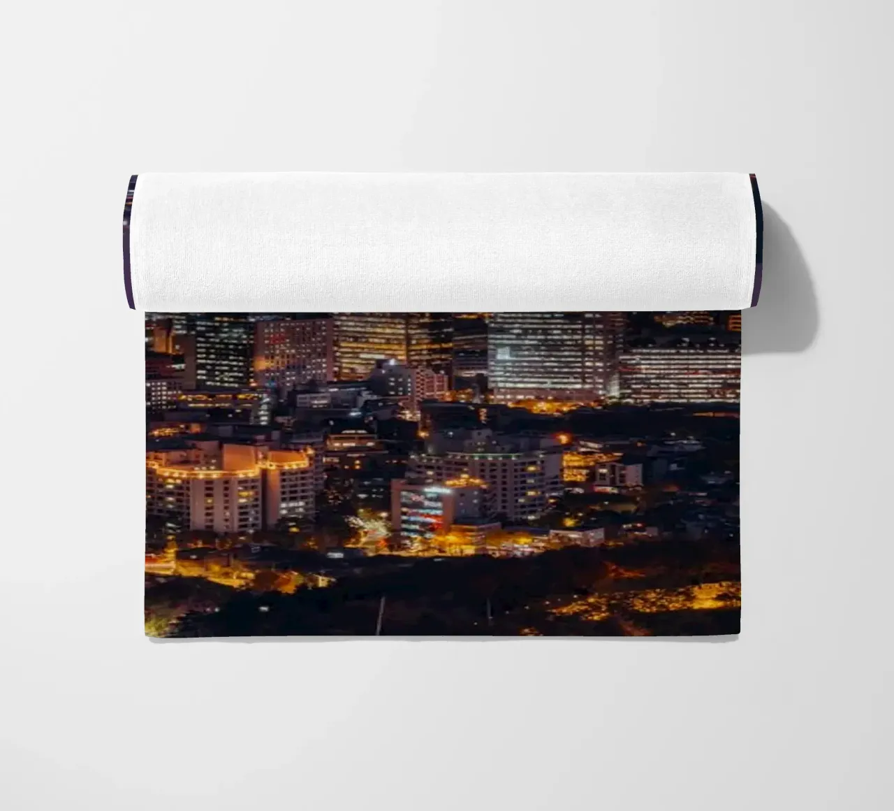 Skyline notturno della città di Seul, Corea del Sud telo mare da mbgraphx2