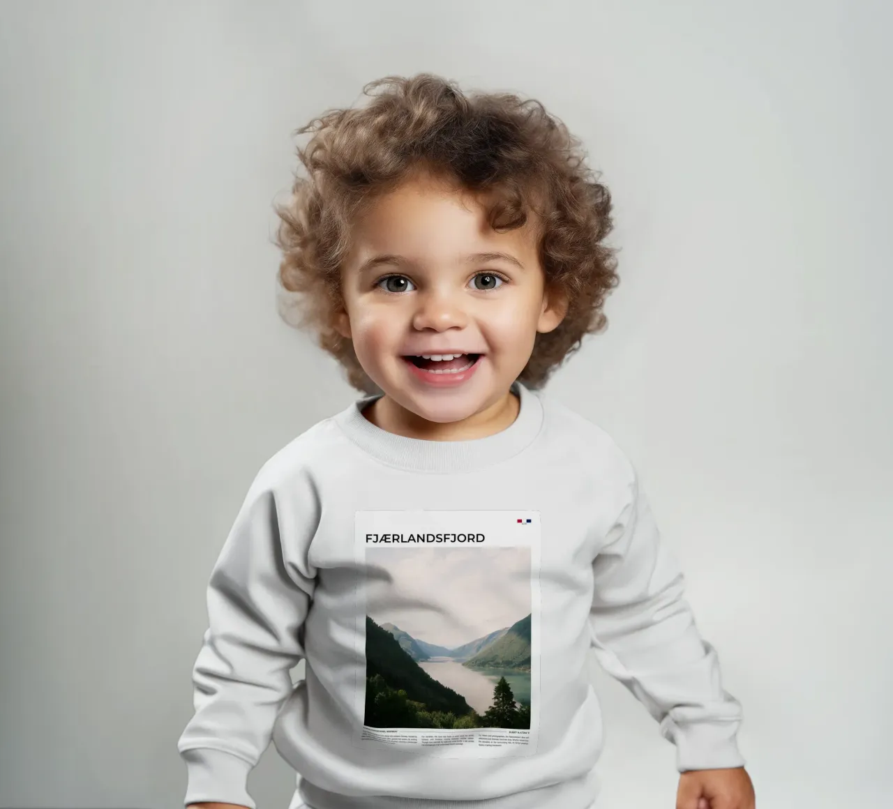 Fjaerlandsfjord: Typography felpa neonato da FujiType