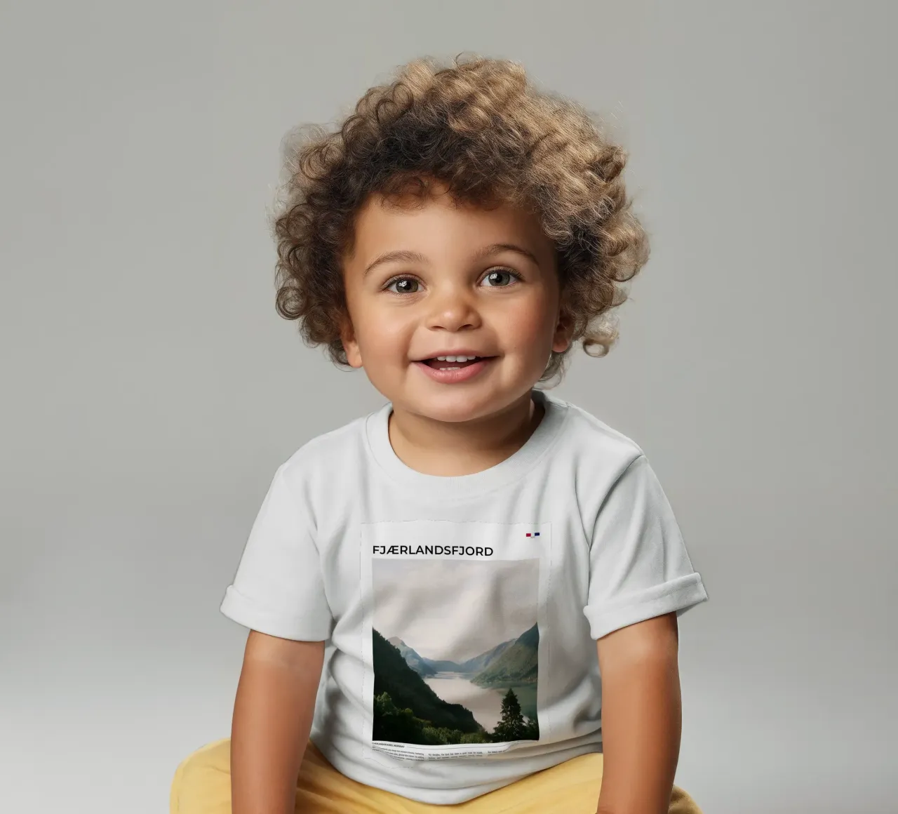 Fjaerlandsfjord: Typography maglietta neonato da FujiType
