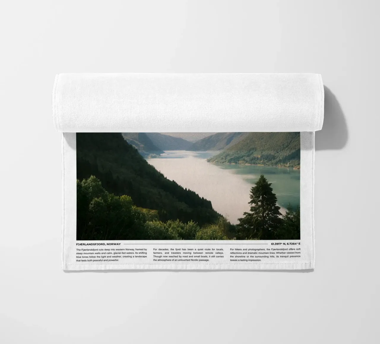 Fjaerlandsfjord: Typography telo mare da FujiType