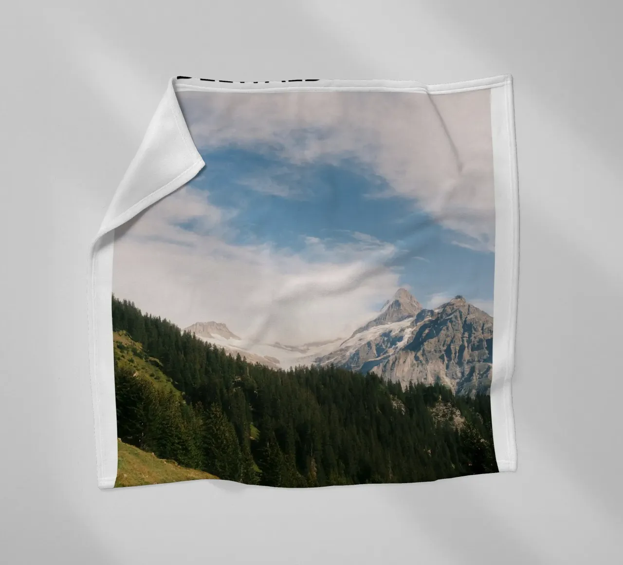 Grindelwald II: Typography coperta in pile da FujiType