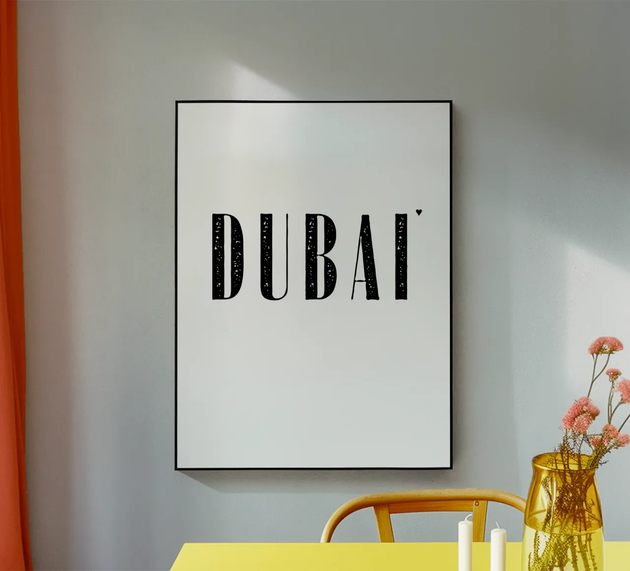 Dubai plexiglass da typotraveler