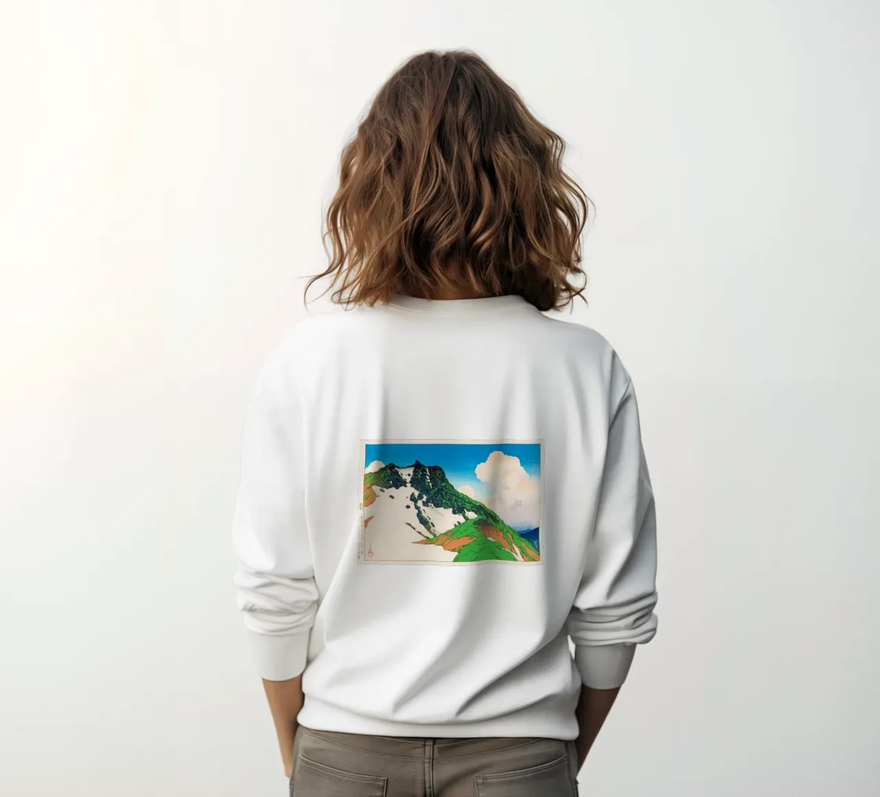 View of Asahigadake from Mount Haku by Kawase Hasui felpa da Haru Prints