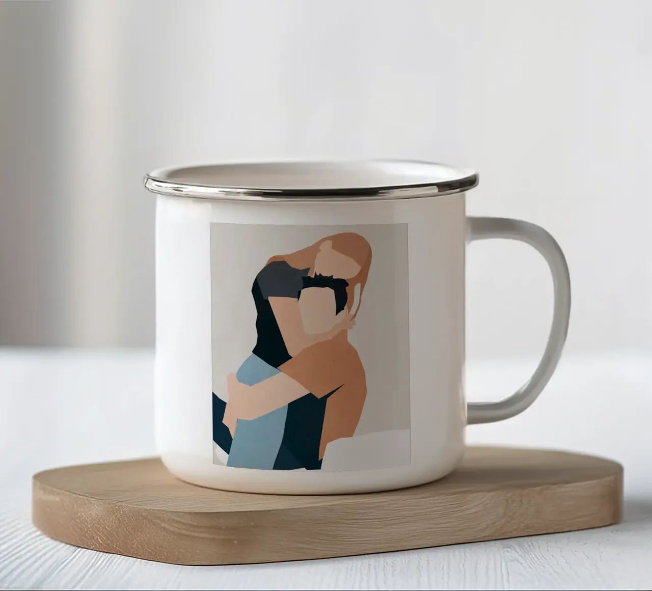 Abbraccio tazza in smalto da M.A.Z.U.N.