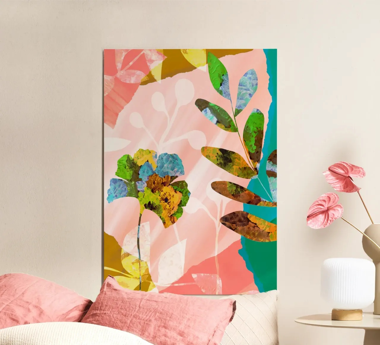 Roze abstracte bloemenprint poster met houten frame van Violets Print House