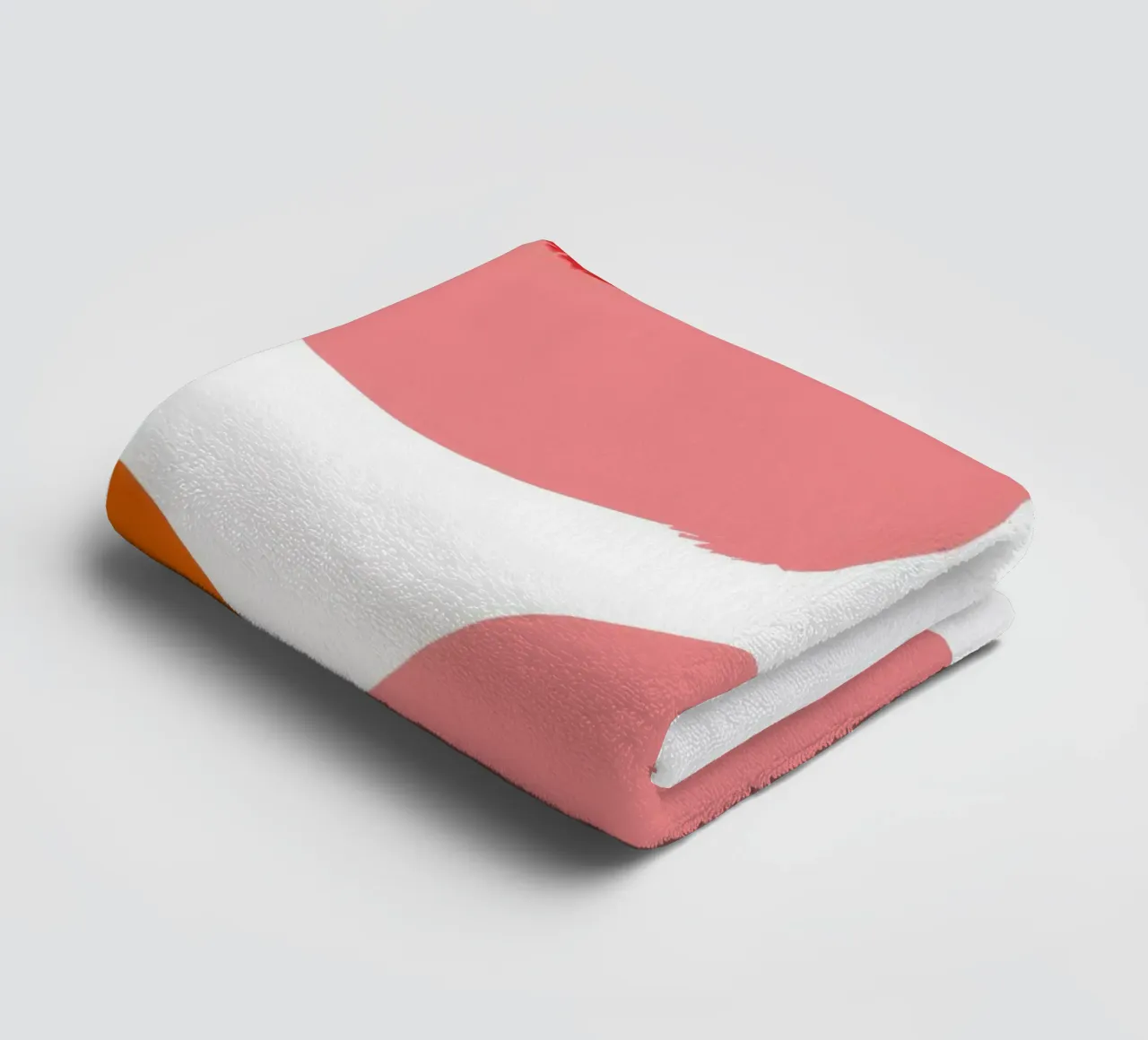 Speelse vormcompositie badhanddoek van Sky Velour