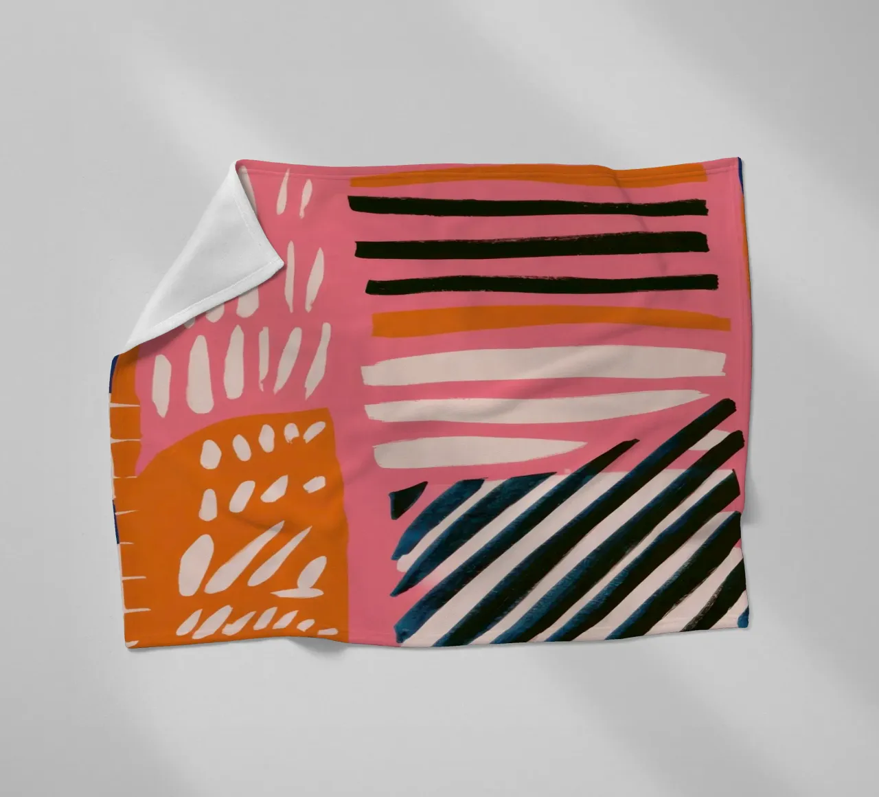 Abstrakte Regenbogen-Kritzelei Fleecedecke von Sky Velour