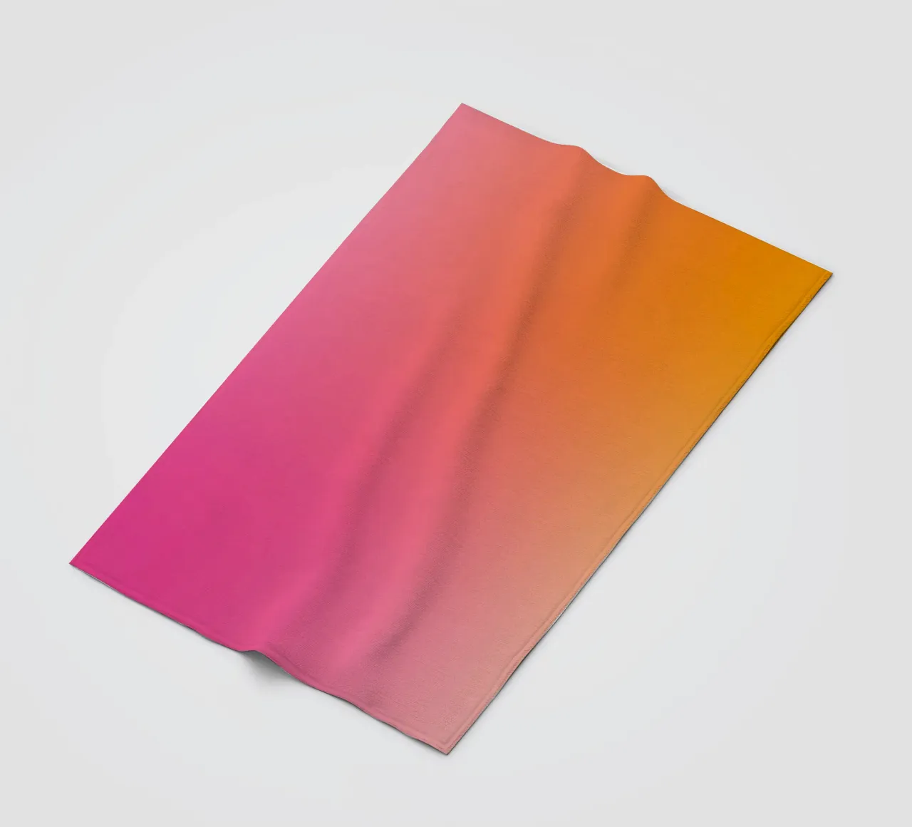 Gradiente rosa-arancio coperta in pile da Katja Stehle Design