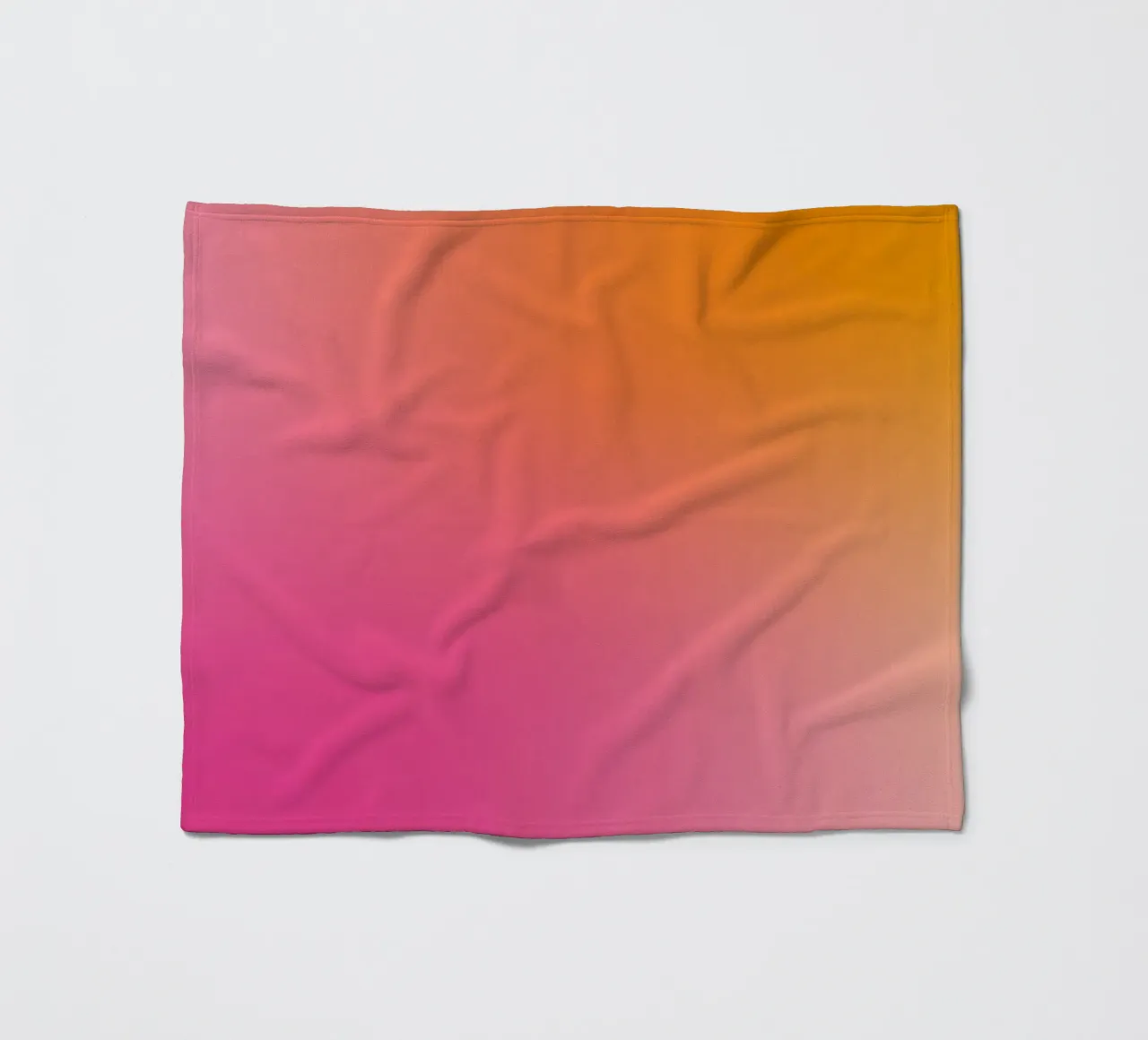 Gradiente rosa-arancio coperta in pile da Katja Stehle Design
