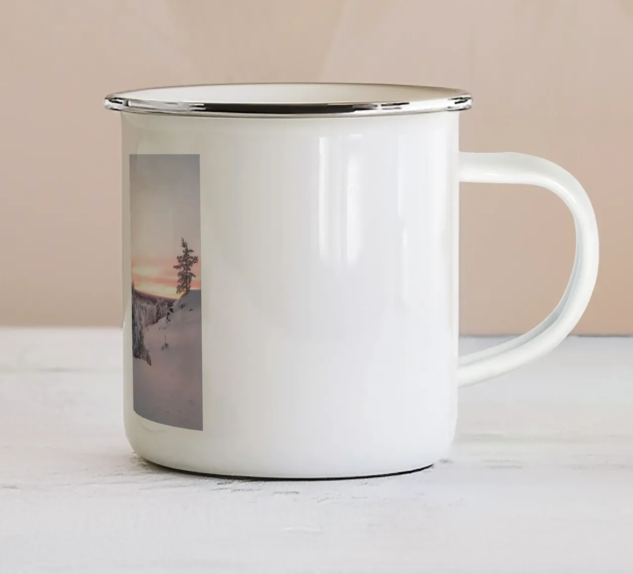 Paesaggio invernale all'alba tazza in smalto da The art seasons