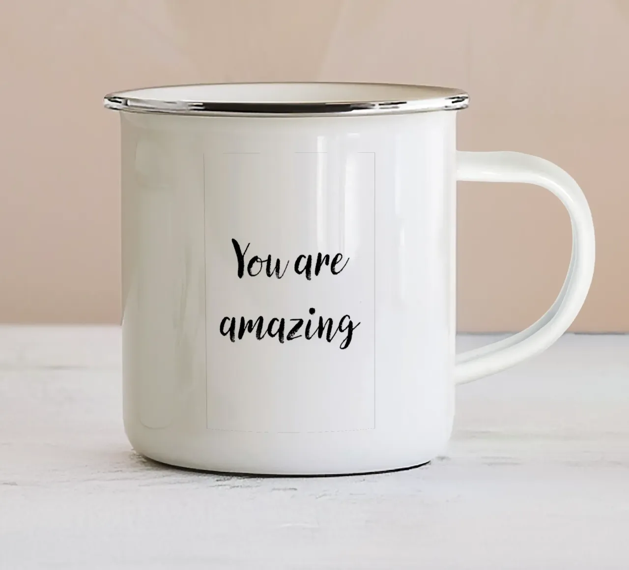 Sei incredibile 1 tipografia tazza in smalto da The Type Club Tokyo