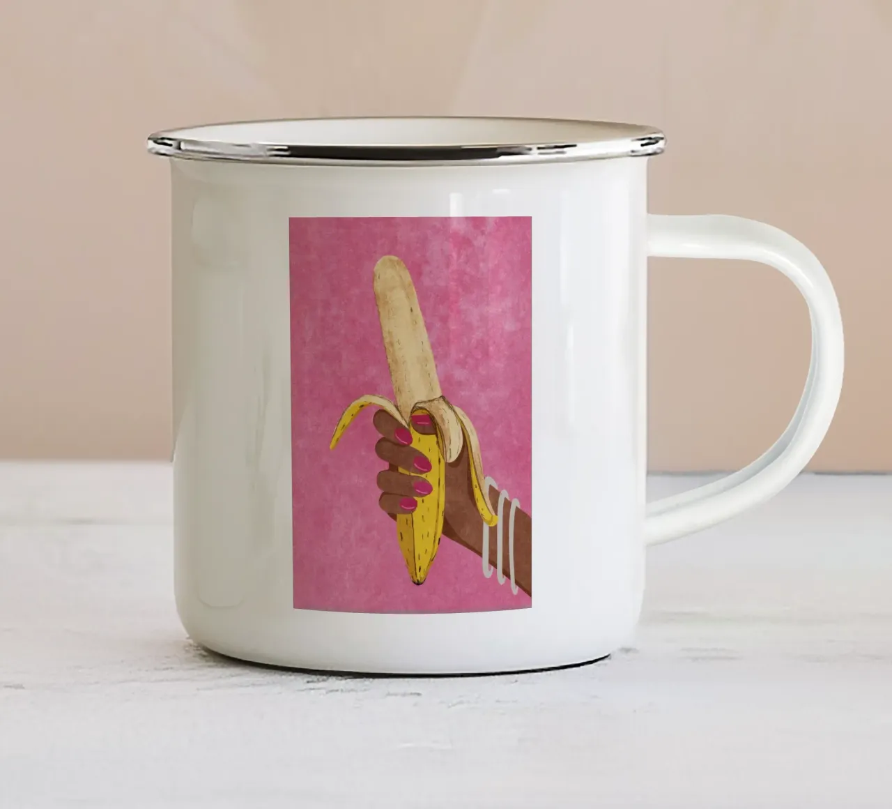 Banana tazza in smalto da Illustration Raissa Oltmanns