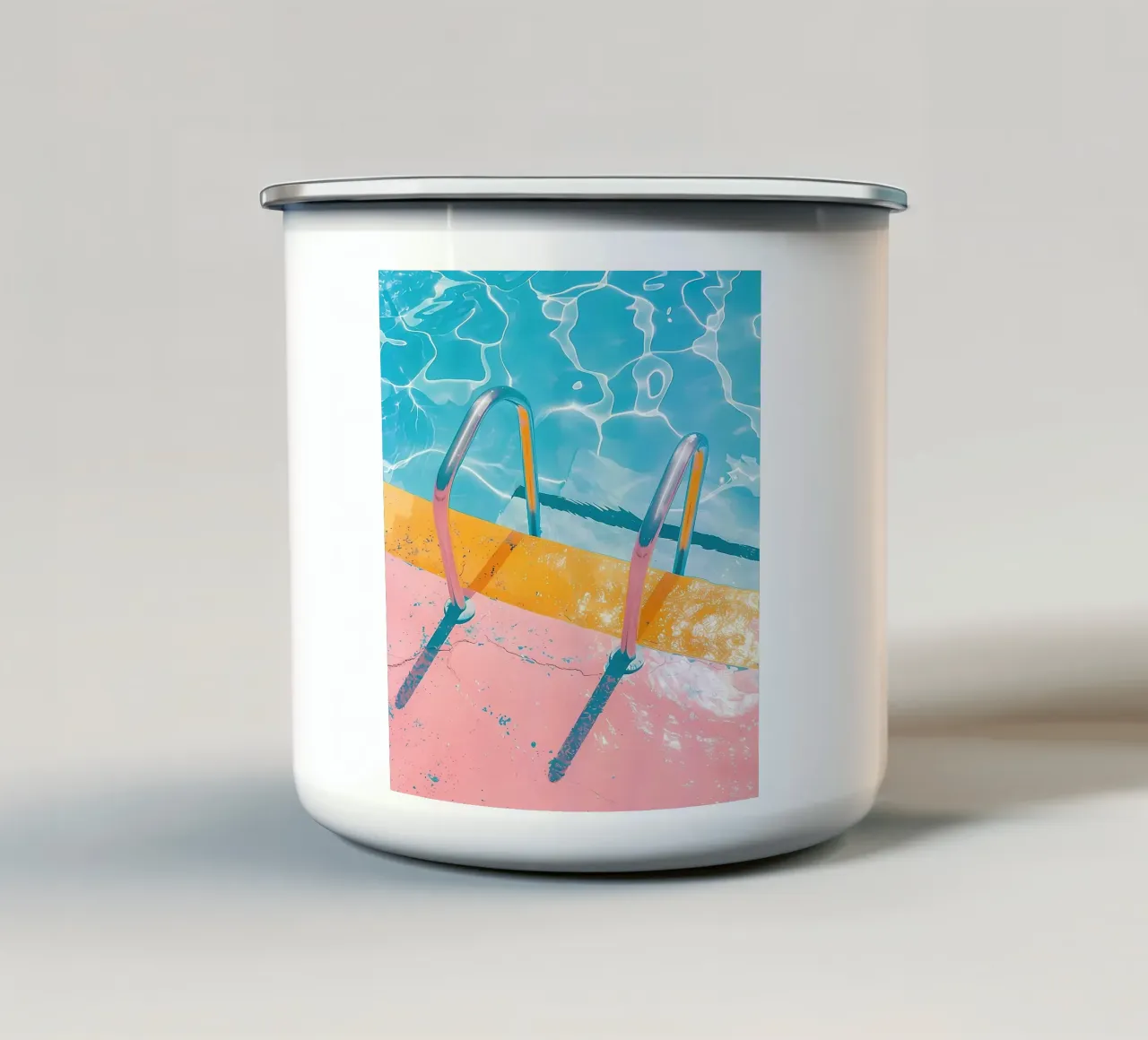 Swimming pool tazza in smalto da Seitz Michelle