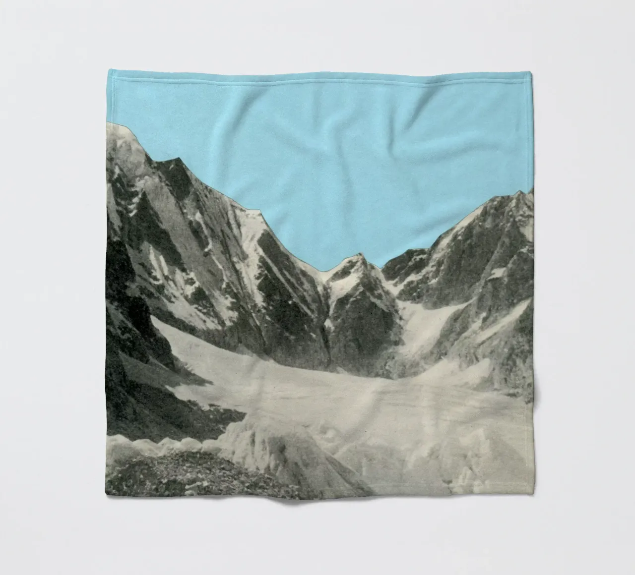 Cieli blu coperta in pile da Cassia Beck Collage