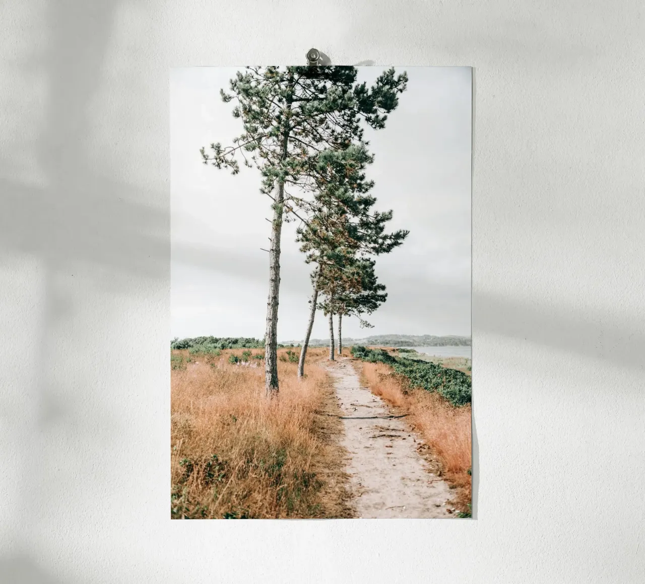 KüstenStreifen - Dänemark Poster mit Holzrahmen von stine wiemann