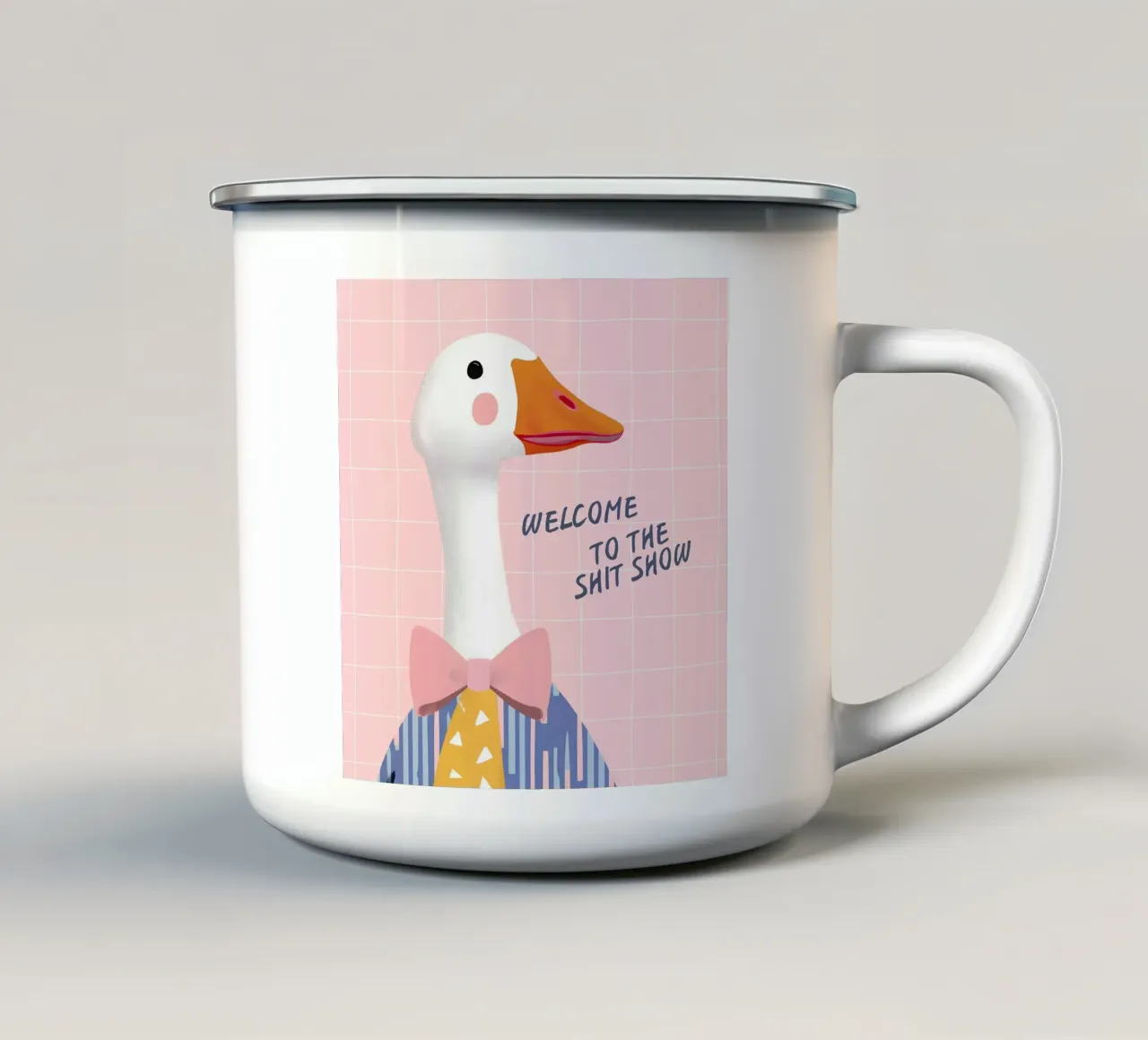 Welcome to the Sh*t Show Goose tazza in smalto da Vibrant Berry Studio