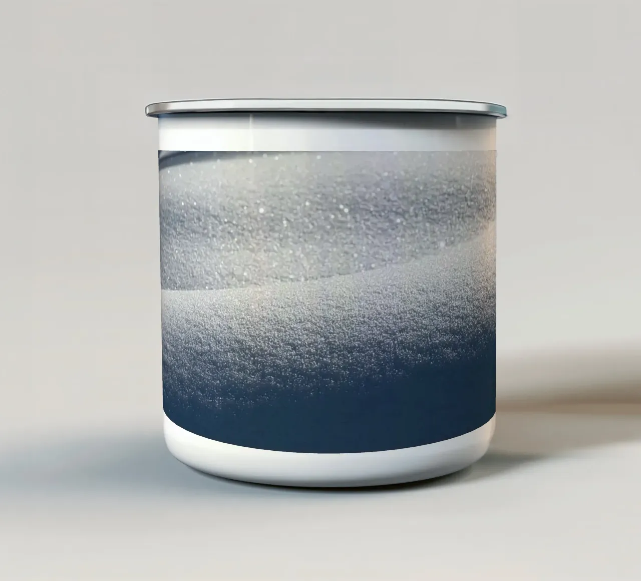 Onde congelate tazza in smalto da Romy Mueller Waterworld