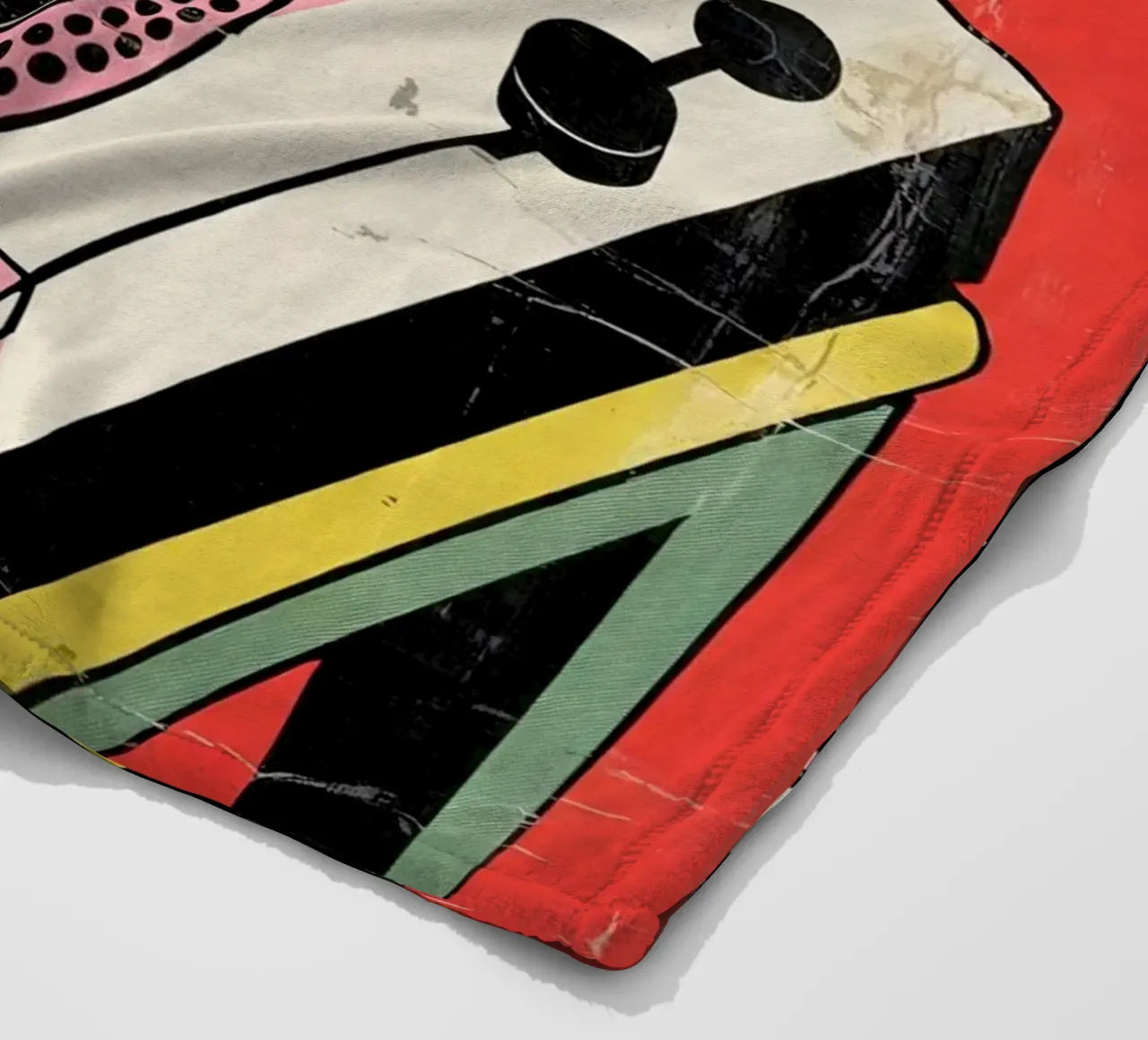 Giradischi retrò in stile pop art colorato coperta in pile da Plain Thoughts