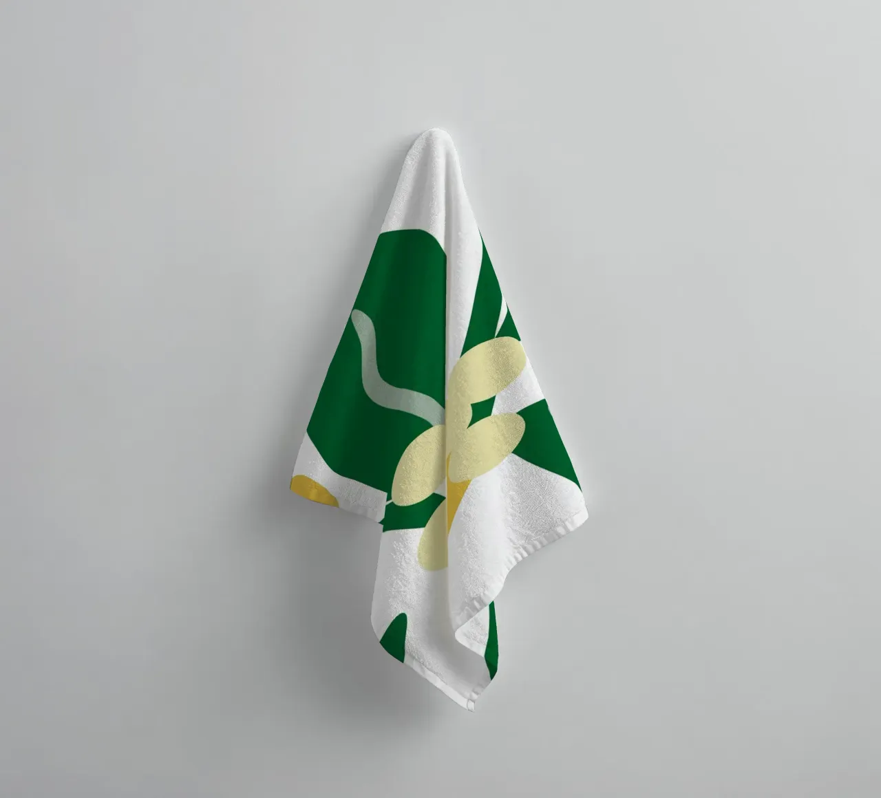 Sfondo con tema floreale fresco asciugamano da bagno da SPECIAL FLOWER PATTERNS