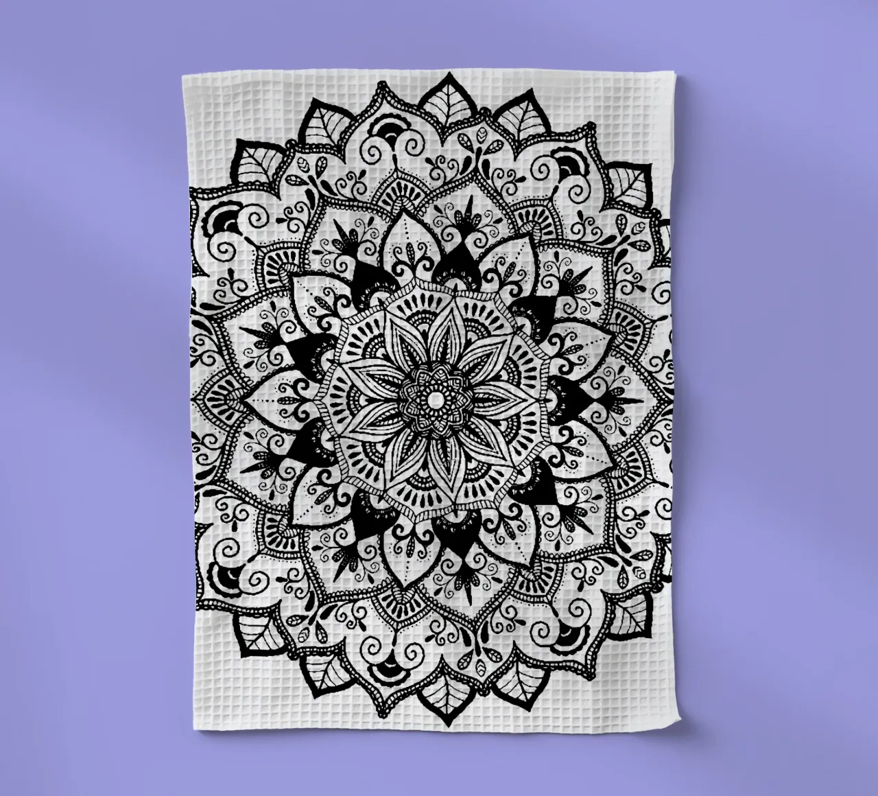 Mandala, handgezeichnet, Schwarz Geschirrtuch von CalliLetters