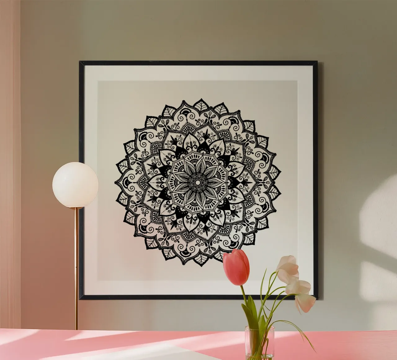 Mandala, disegnato a mano, nero poster con telaio in legno da CalliLetters
