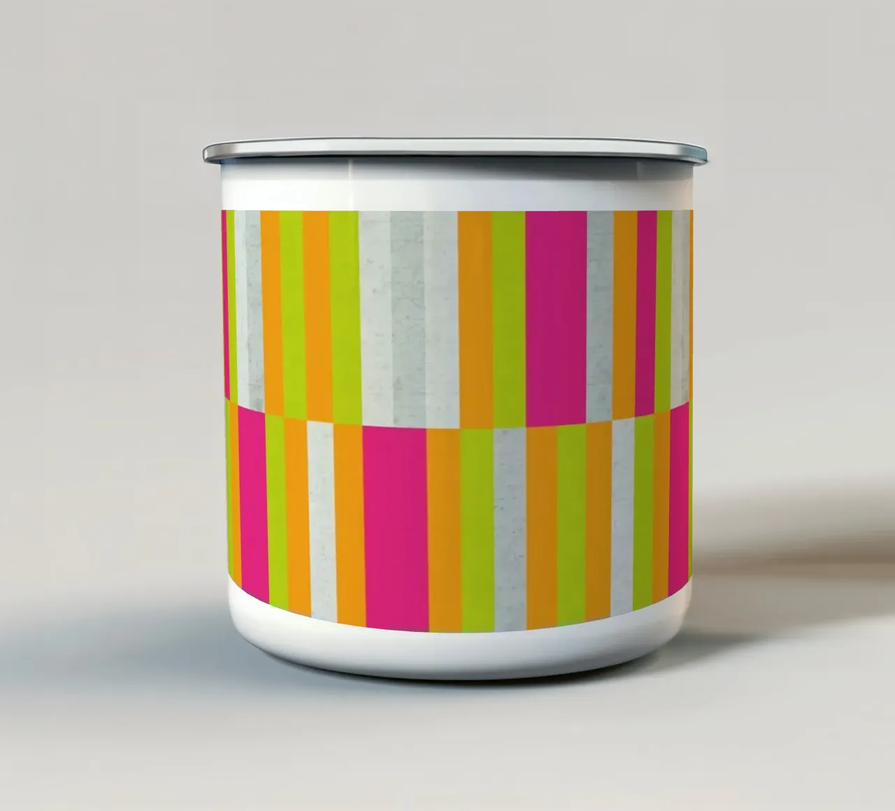 Strisce di primavera - Design geometrico astratto tazza in smalto da Petra Lang - Design