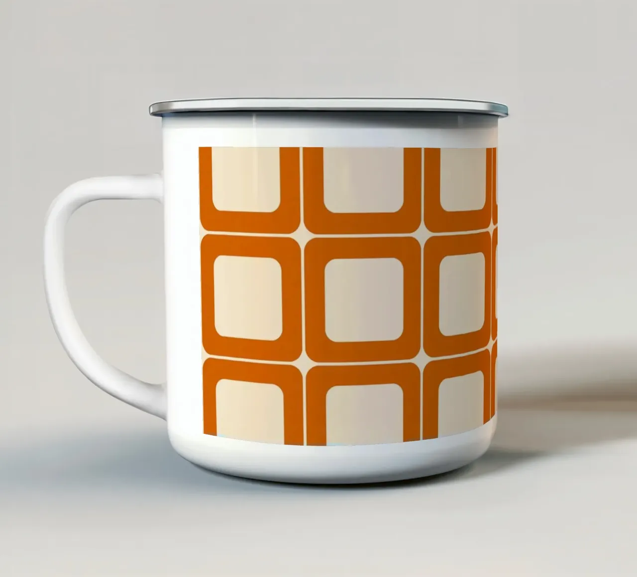 Quadrati arancioni retrò 60s Vibes tazza in smalto da Timeless moderna