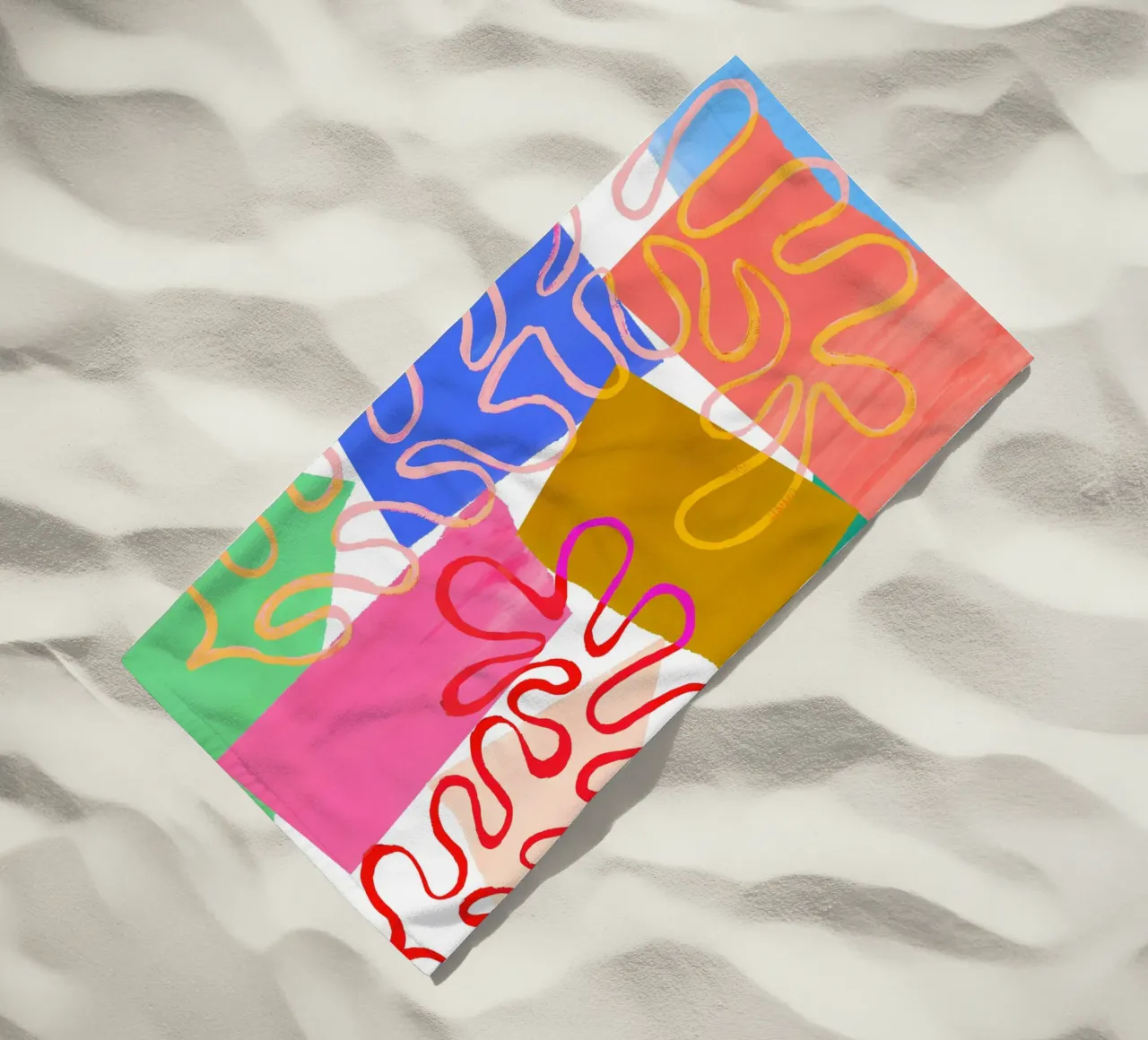 Rainbow Abstract Collage Art Print toalla de playa de Violets Print House