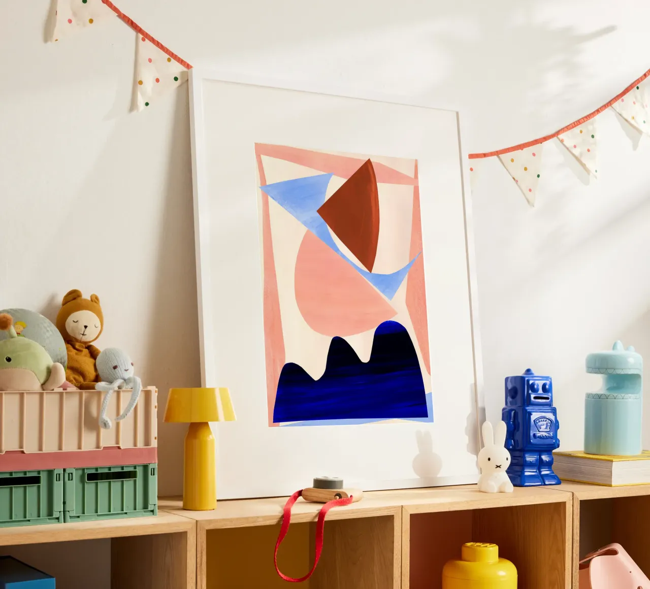 Stampa astratta rosa e blu poster con telaio in legno da Violets Print House