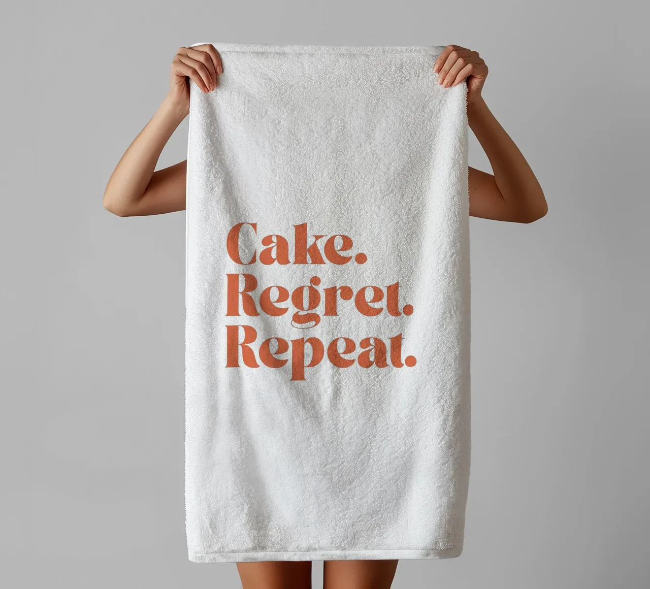 Cake Regret Repeat – Quote Print asciugamano da bagno da Imaginative Quotes