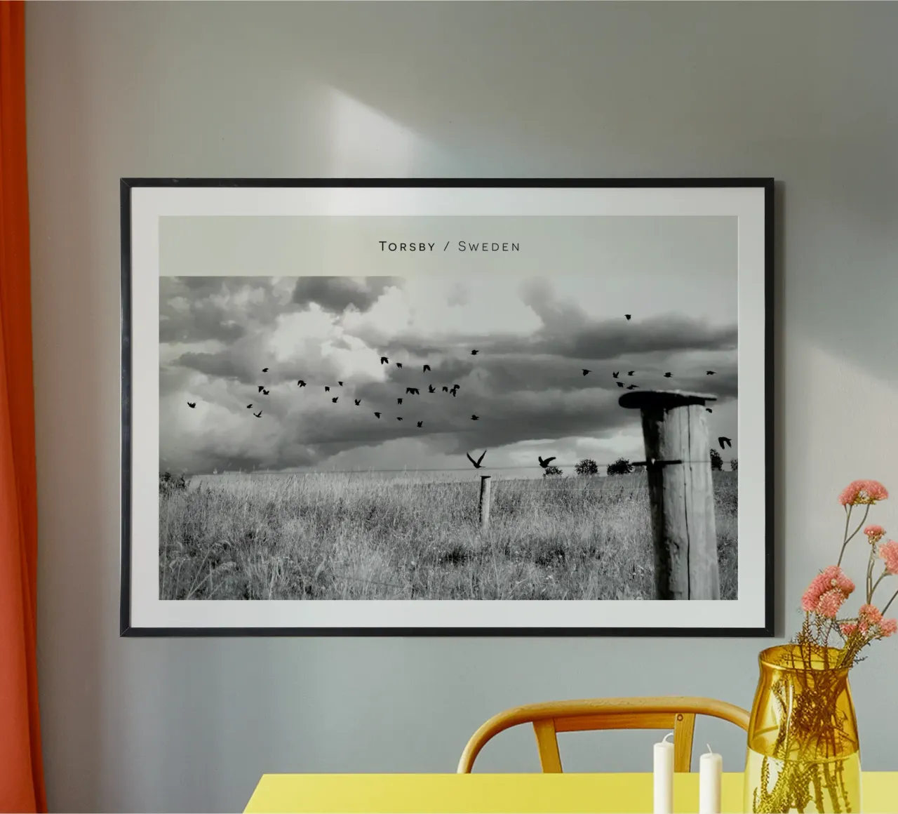 Torsby B&W poster con telaio in legno da In Full Color