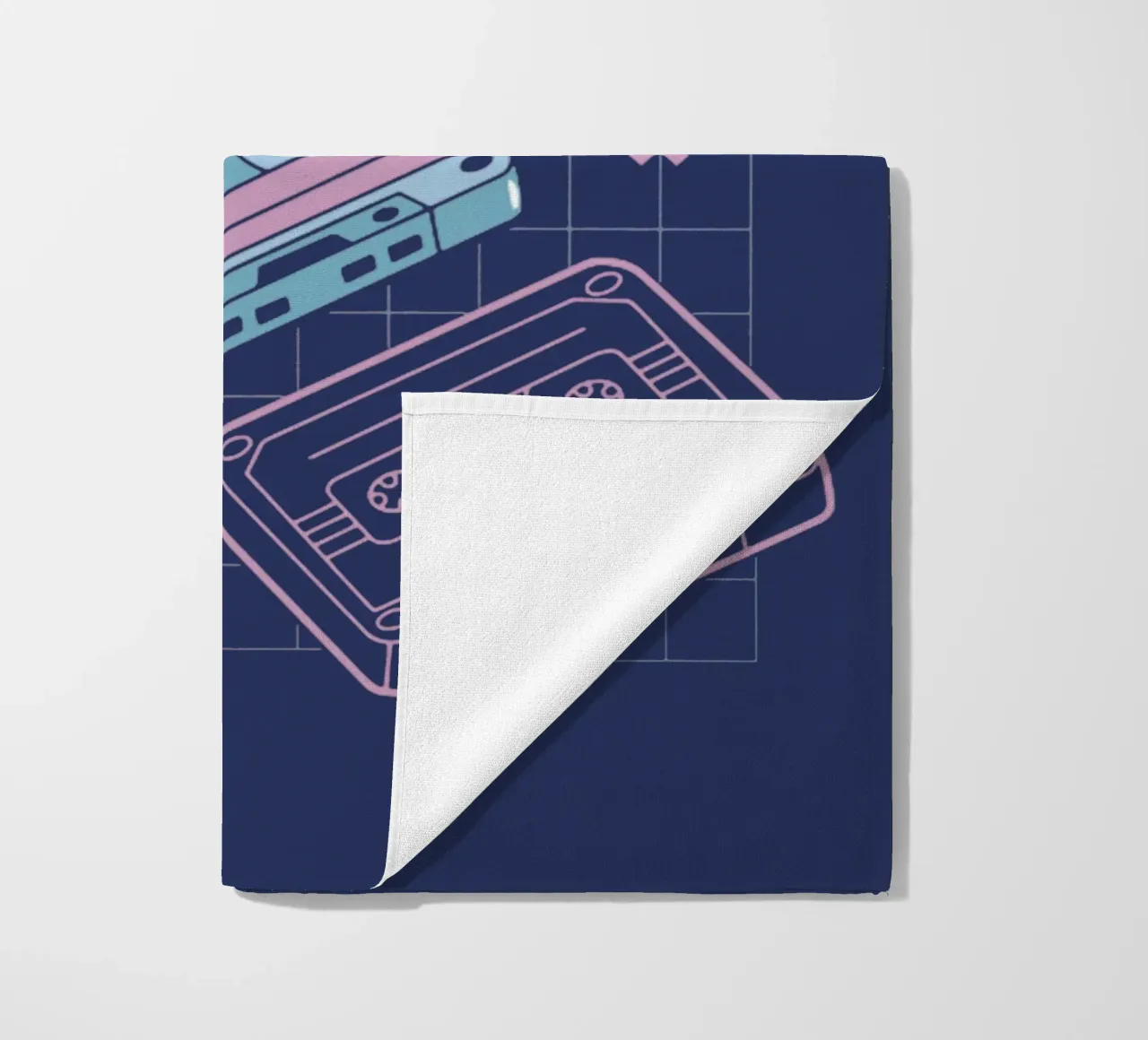 Vecchia cassetta telo mare da Gunawan Rb