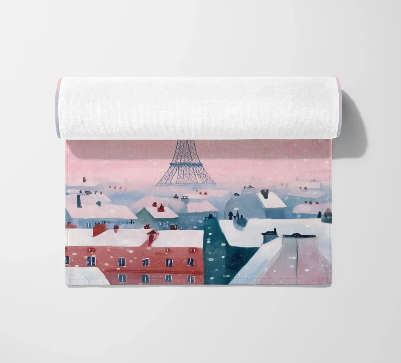 L'inverno a Parigi I tetti innevati e il bagliore della Torre Eiffel telo mare da Holiday Hearth Prints