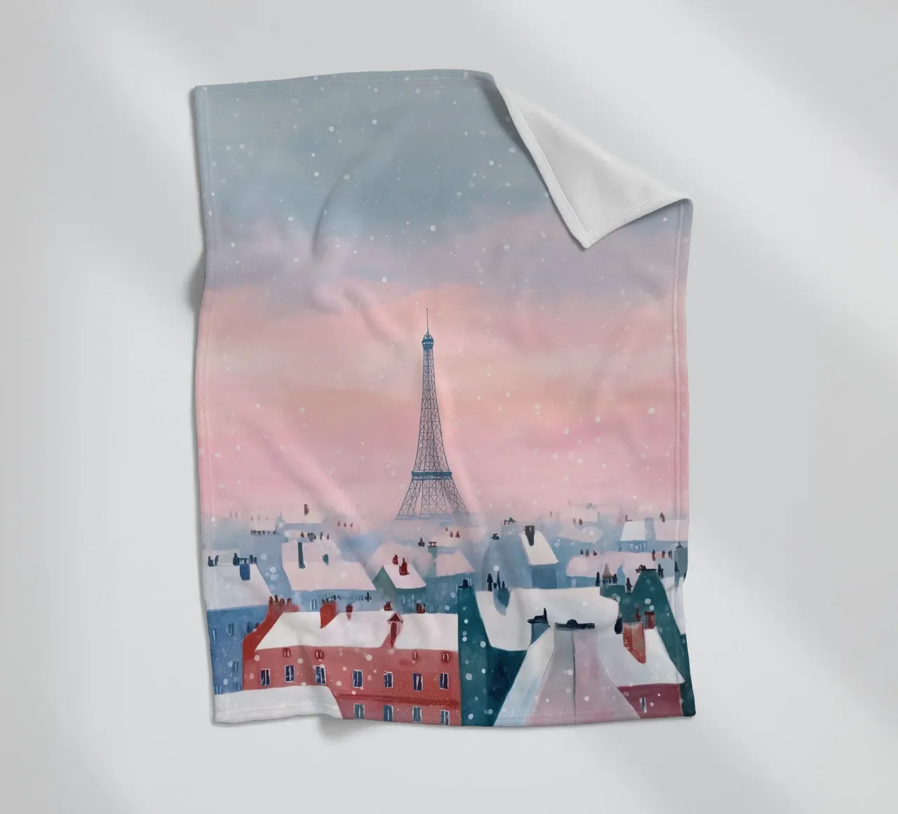 L'inverno a Parigi I tetti innevati e il bagliore della Torre Eiffel coperta in pile da Holiday Hearth Prints